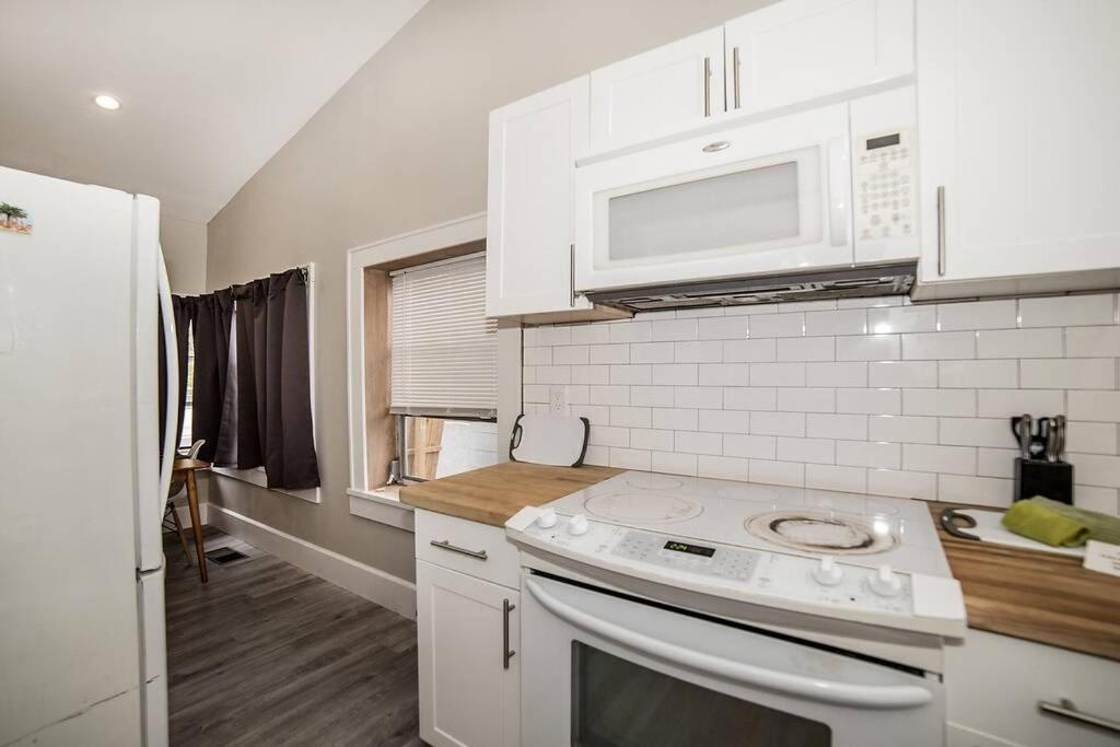 St Pete Vacation Apartment *