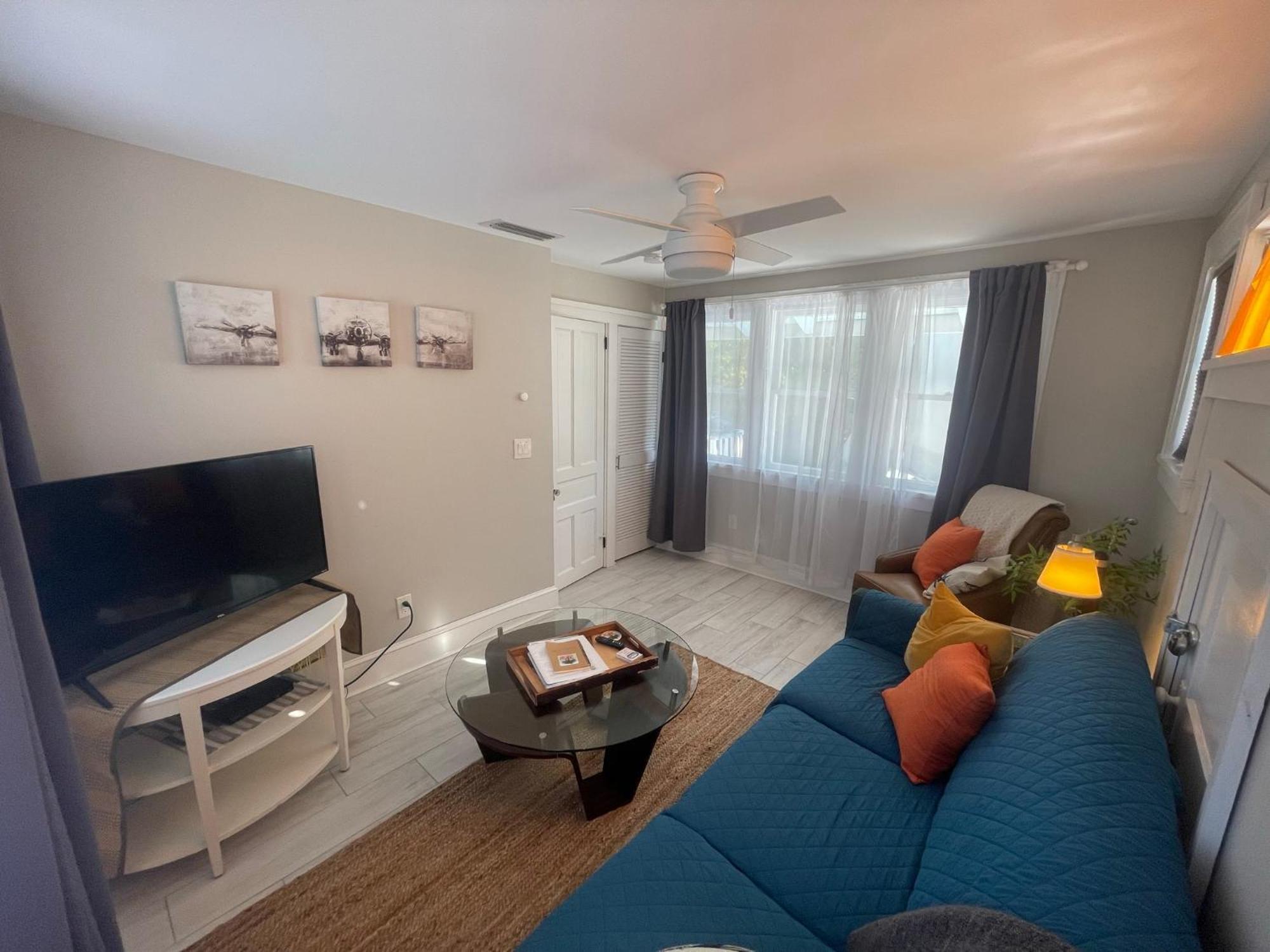 St Pete Vacation Apartment