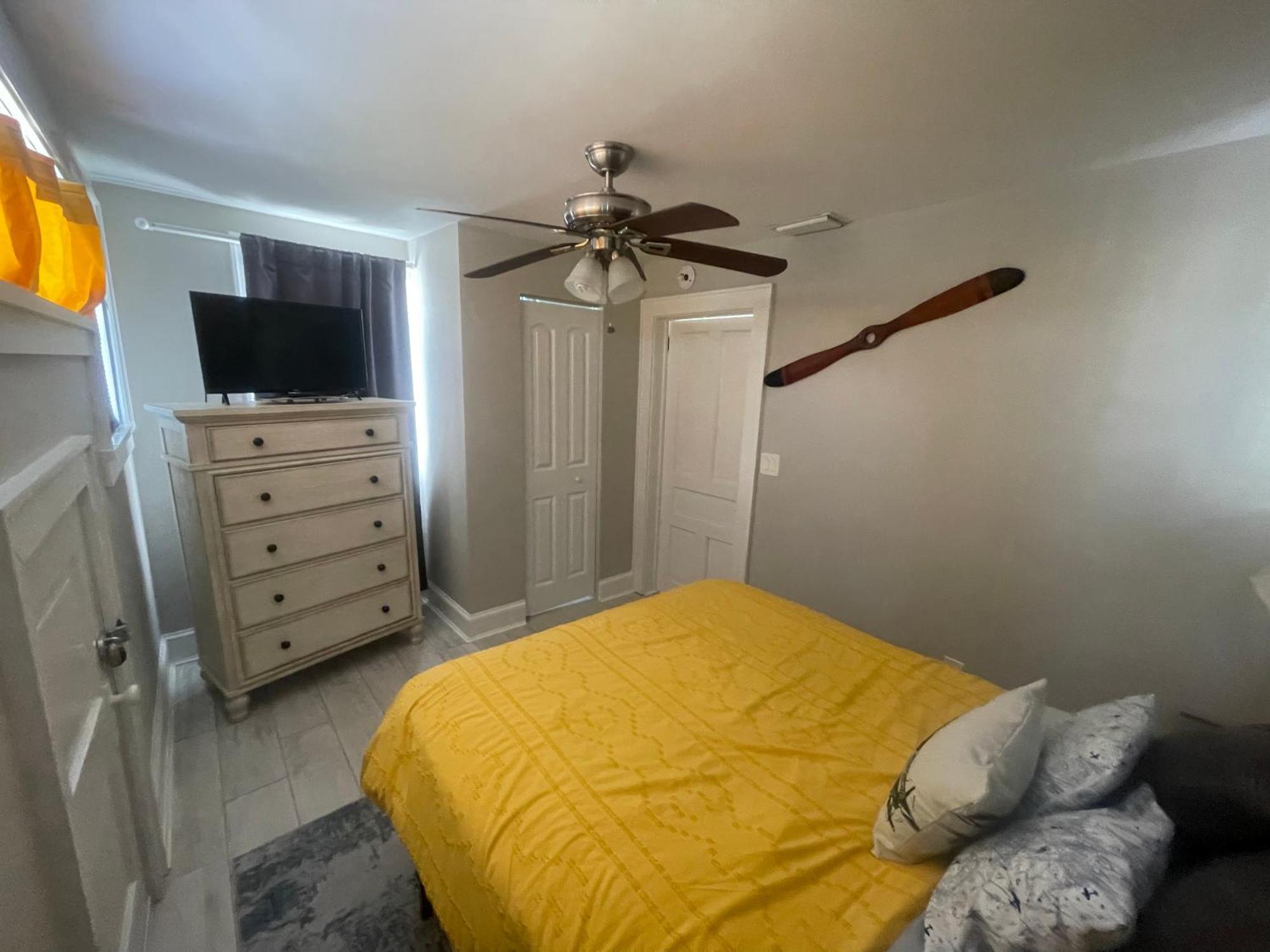 St Pete Vacation Apartment